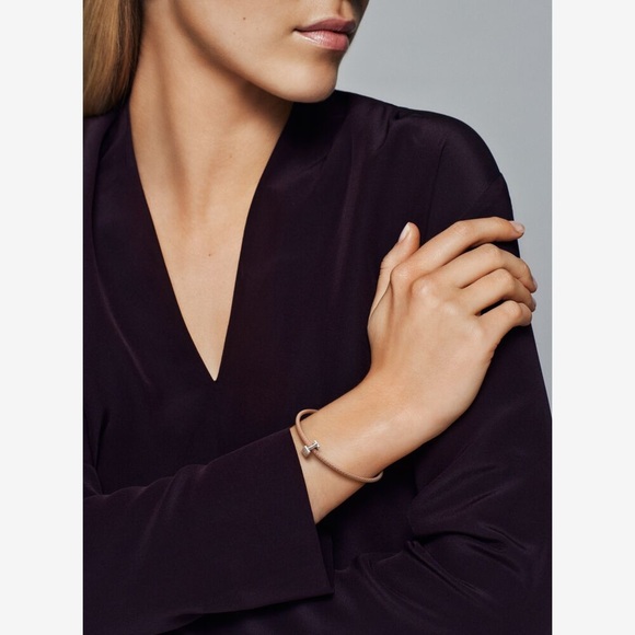 Pandora Alphabet Charm, Letter I - Picture 4 of 4